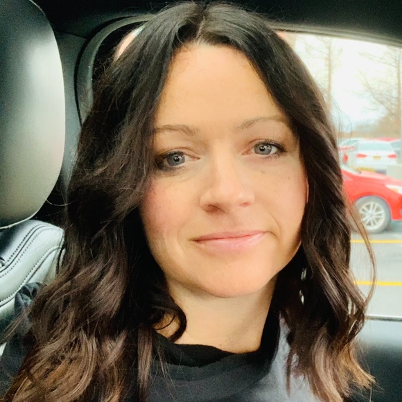 Meet your Posher, Shelly - Picture 1 of 1